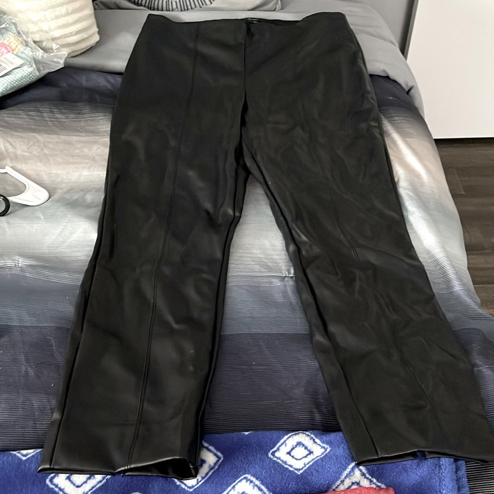 Simply Vera Black pants